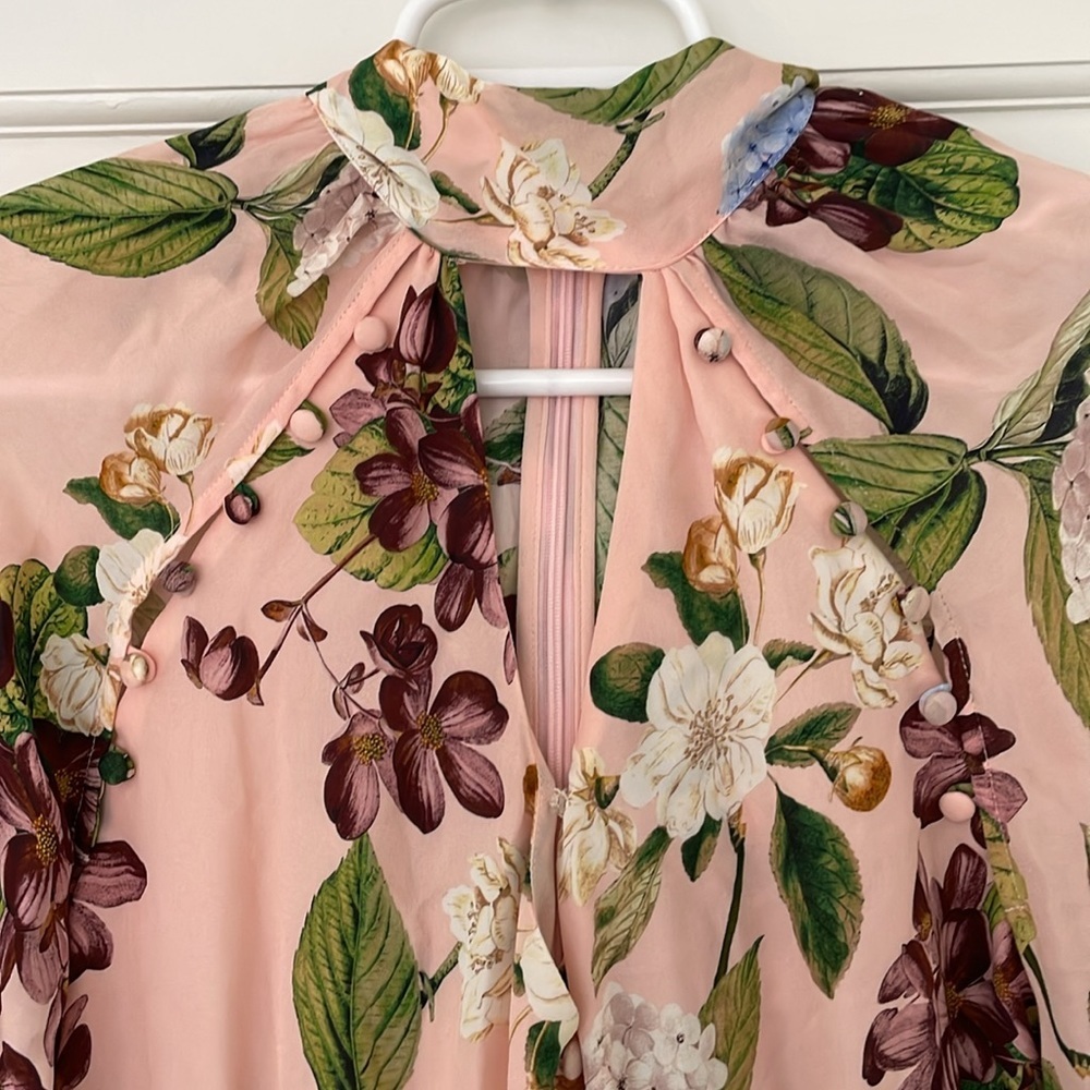 NWOT NICHOLAS Evie floral romper size 0 pink 100% silk flare sleeves - Picture 9 of 15